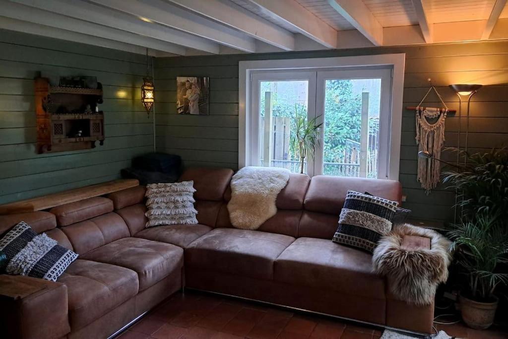Comfortable Chalet In A Unique Location In Forest Essen Zewnętrze zdjęcie